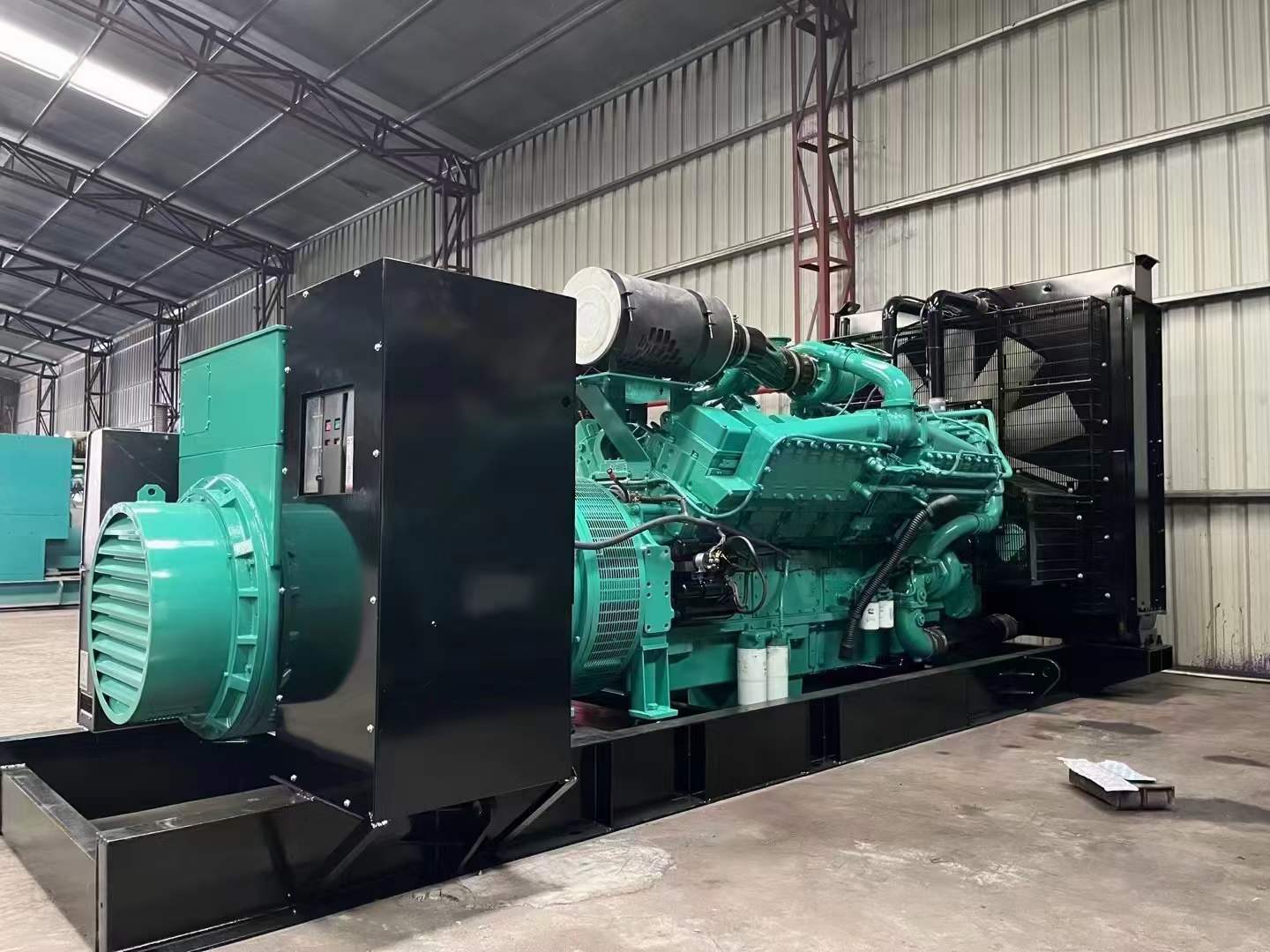 岚县如何降低 800kW 柴油发电机输出电流的波动？